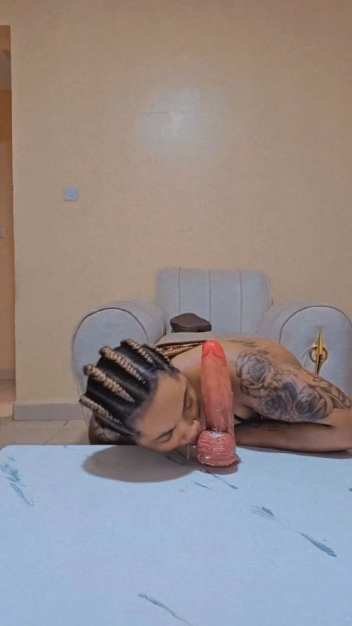 Aries_queen56 Nigerian pussy