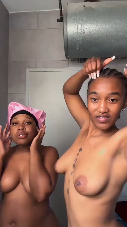 Two african hunnies!