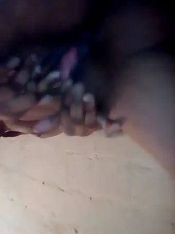 Ekasi porn hoodrat finger fucking herself Mzansi247 leaked video.