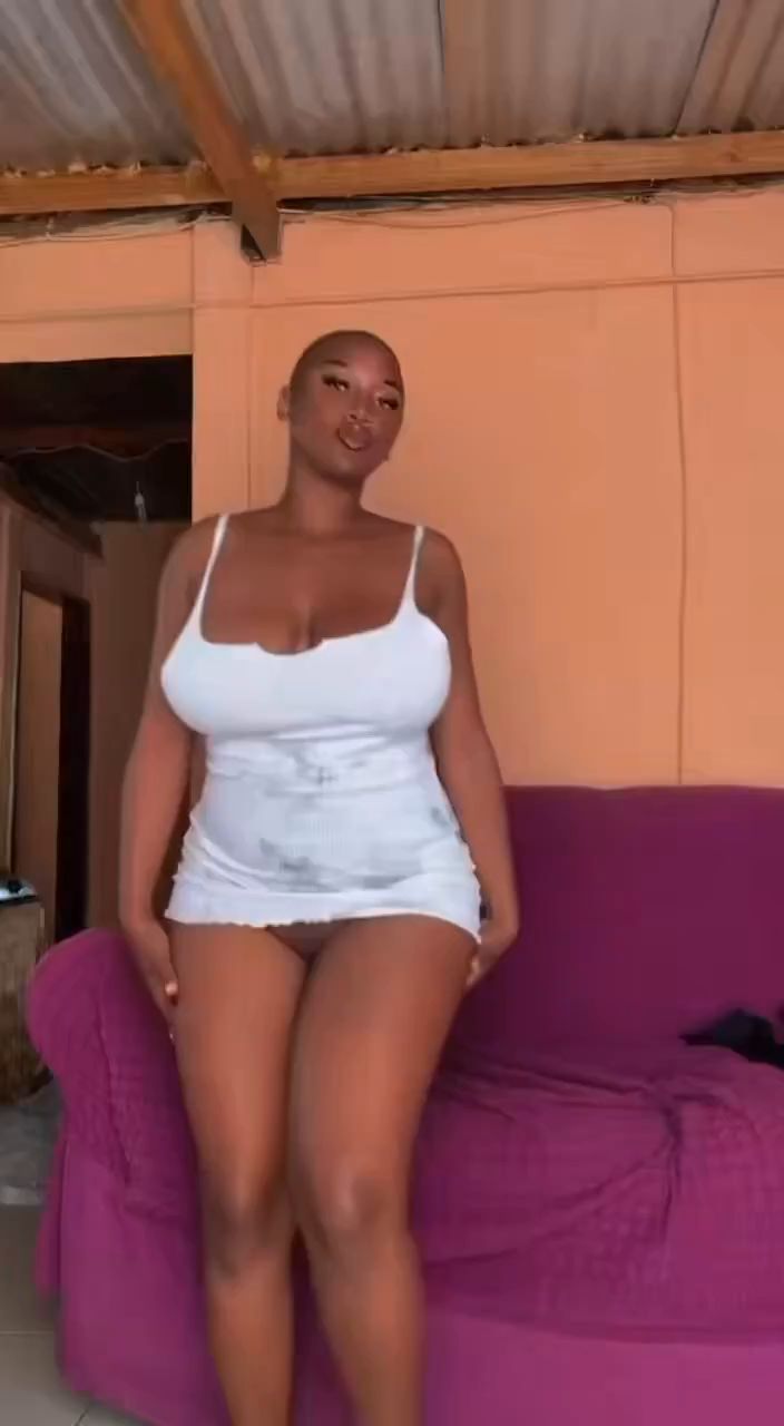 Big boobies ekasi babe!