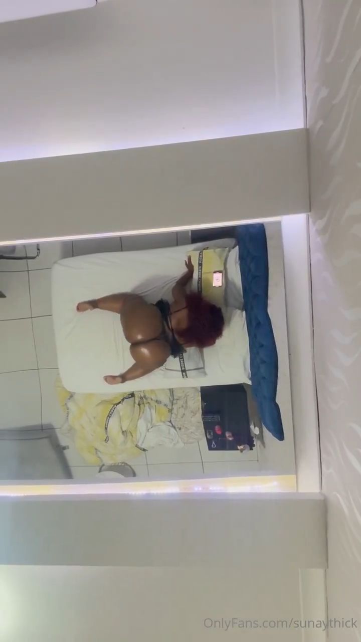 Black milf sucks big black prick