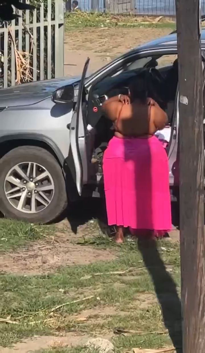 Mature kasi street whore!